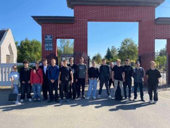 Участие в городской акции по благоустройству «Чистый четверг»